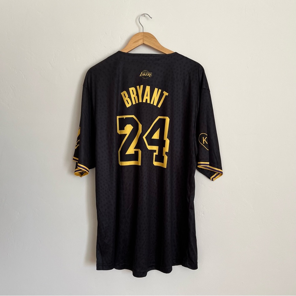 Kobe Bryant Dodgers Jersey - Picture 5 of 6